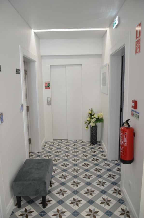 Edificio Charles 202 Apartment ฟุงชาล ภายนอก รูปภาพ